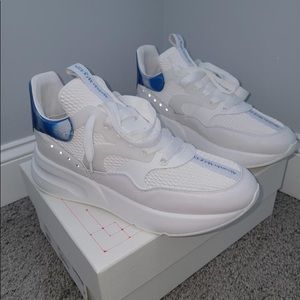 Alexander McQueen Runner Sneakers